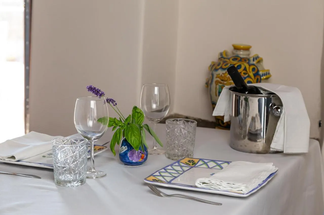 La Cantina Casa di campagna Acireale Italia