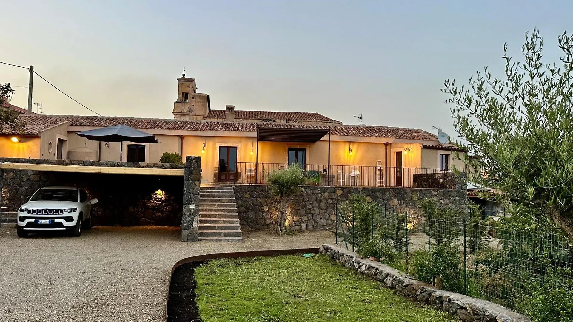 La Cantina Villa Di Campagna Acireale Italy